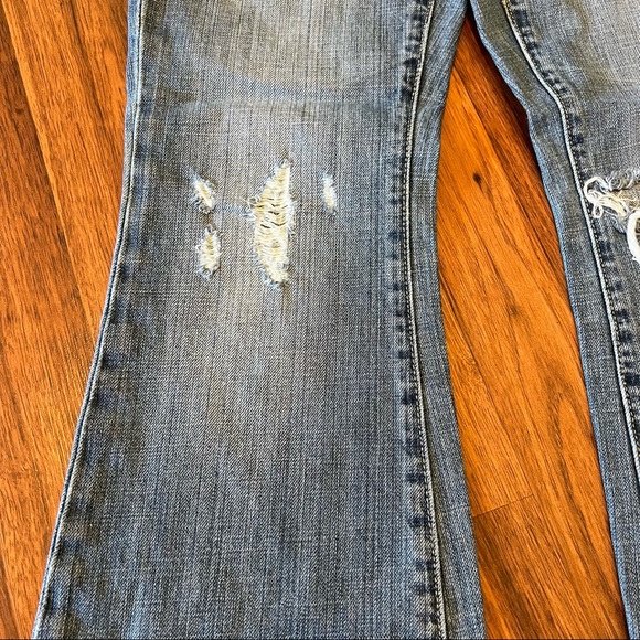 American eagle jeans distressed woman’s size 2 - Picture 4 of 9